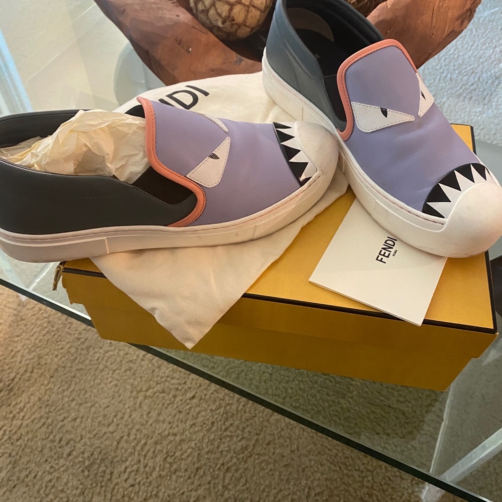 Sneakers - Picture 2 of 6